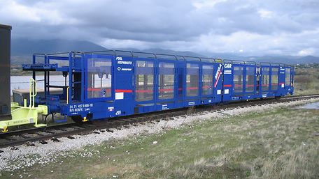 Empty car carrier wagon 