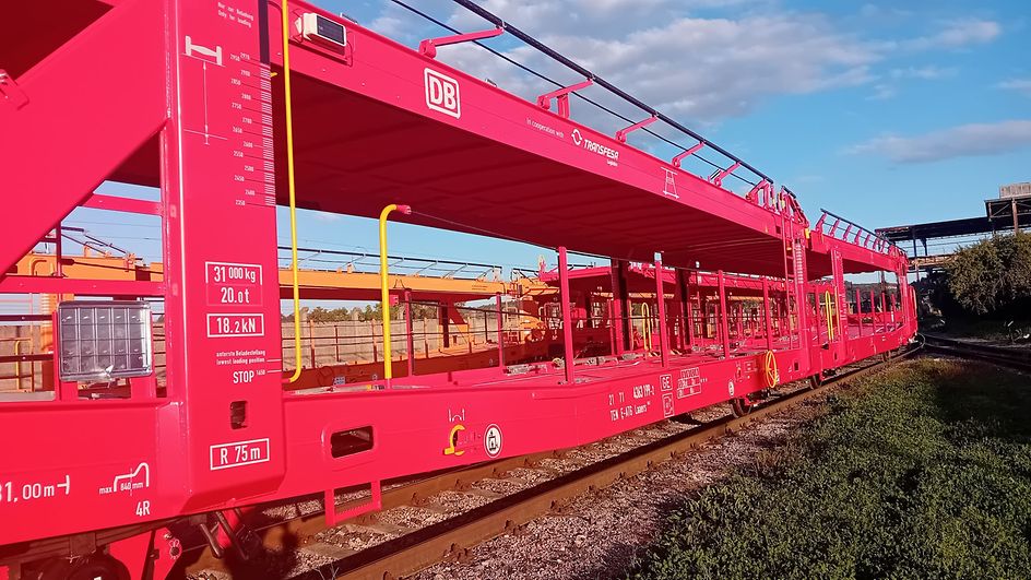 Empty car carrier wagon 