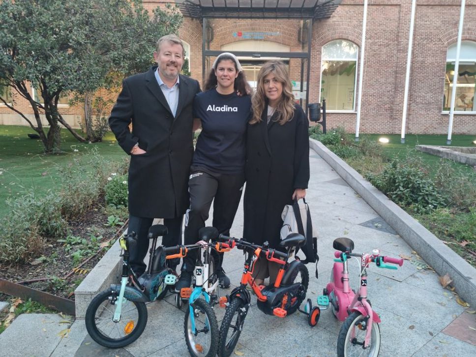 Bicycle donation through the Aladina Foundation -1080x675